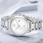 Naviforce Stainless Steel Waterproof Analog Business Womens Watch - Silver